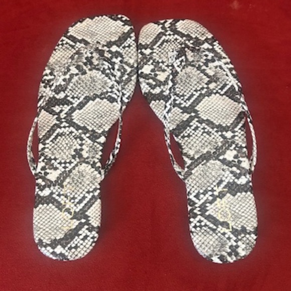 LOFT Women’s Square Toe Flip Flops - Picture 4 of 4